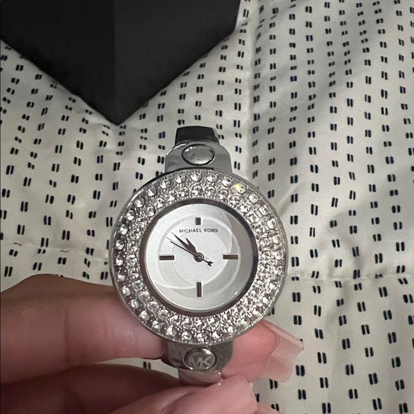 Michael Kors Silver Bangle Interchangeable Faces Watch - Picture 1 of 6